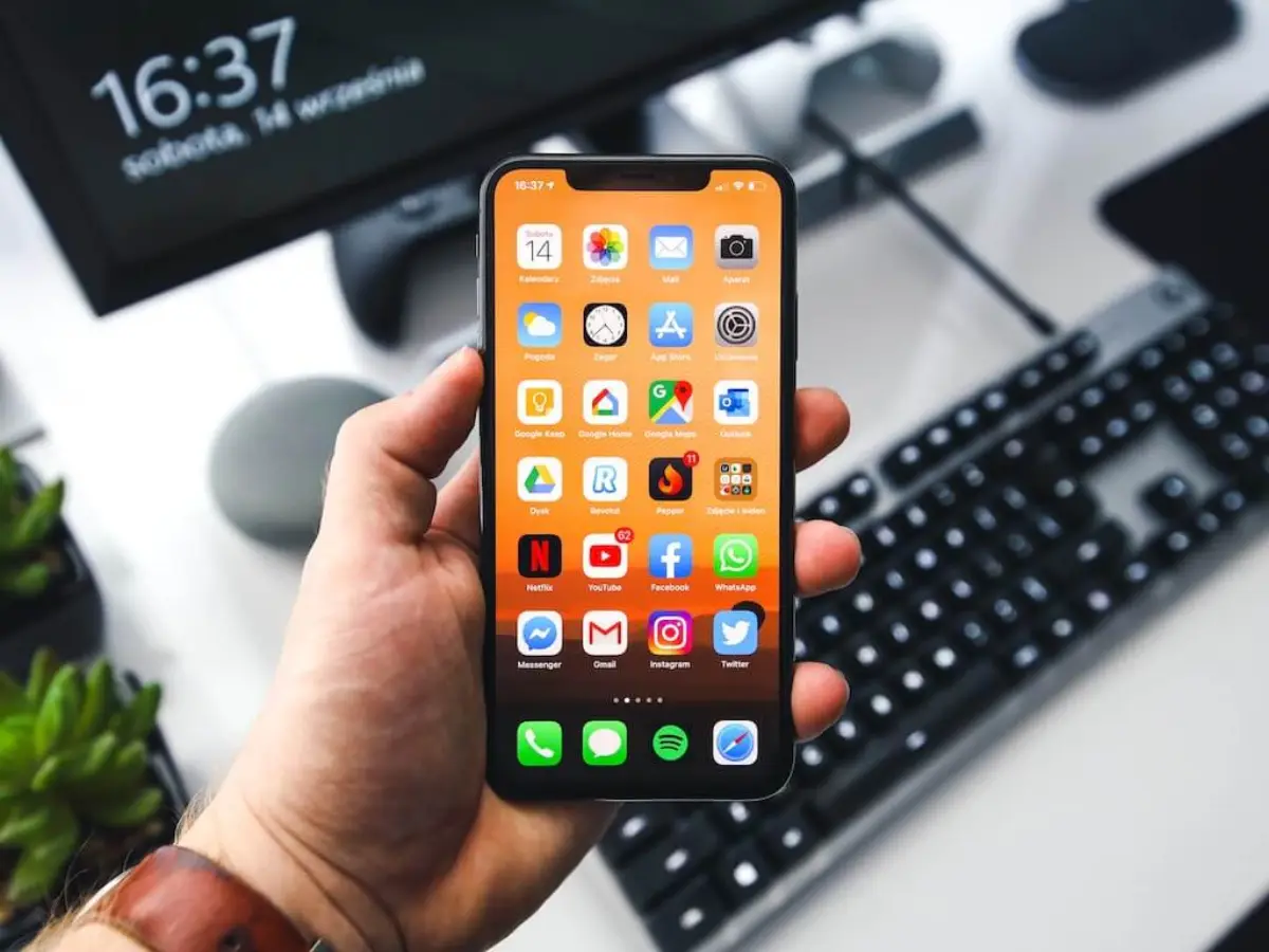 Mobil Uygulama Geliştirme Araçları ve Platformları